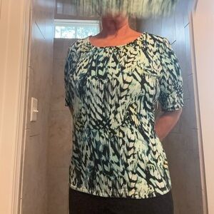 Patterned Women's Top - Multicolor